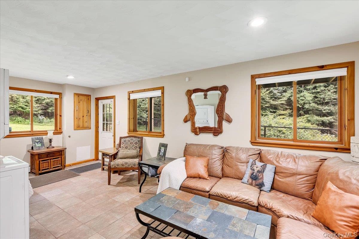 307 Bobillen Drive thumbnail 35