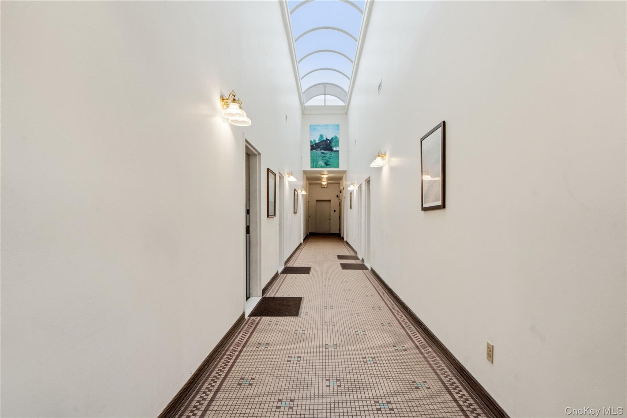 229 Railroad Avenue thumbnail 5