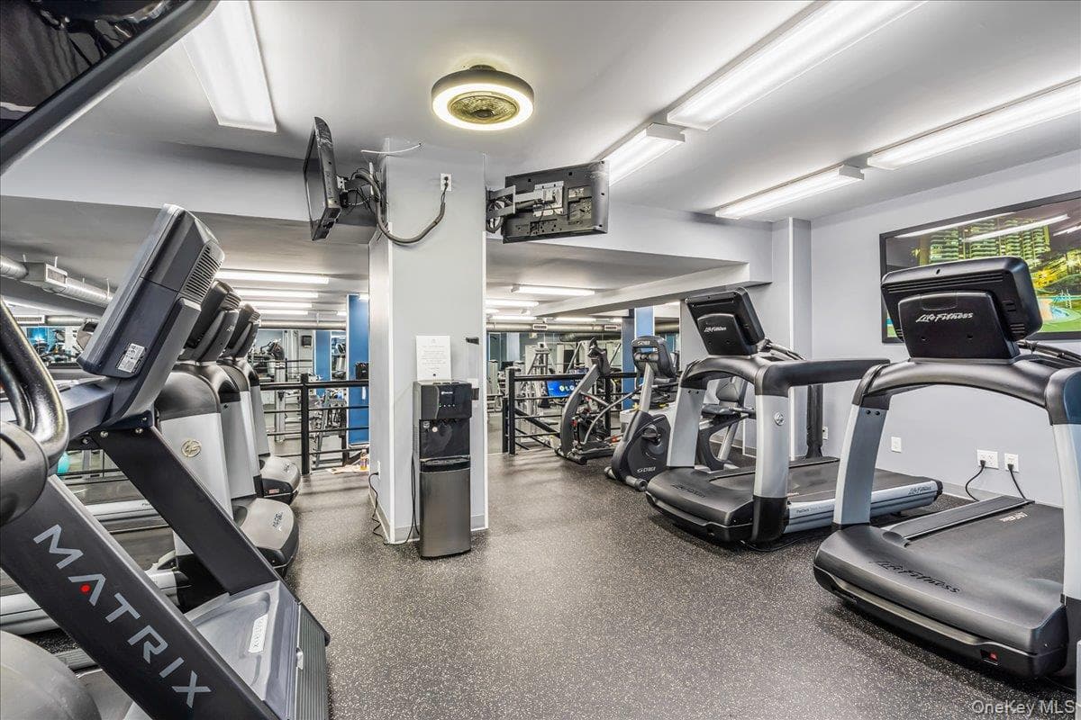 18-15 215th Street Unit: 10D thumbnail 23