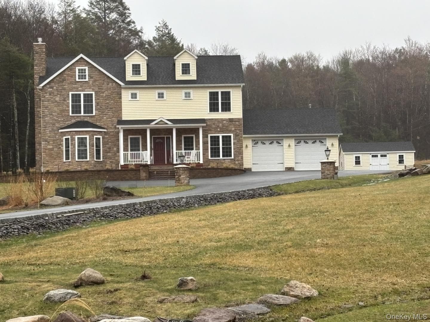 657 Sackett Lake Road, Monticello