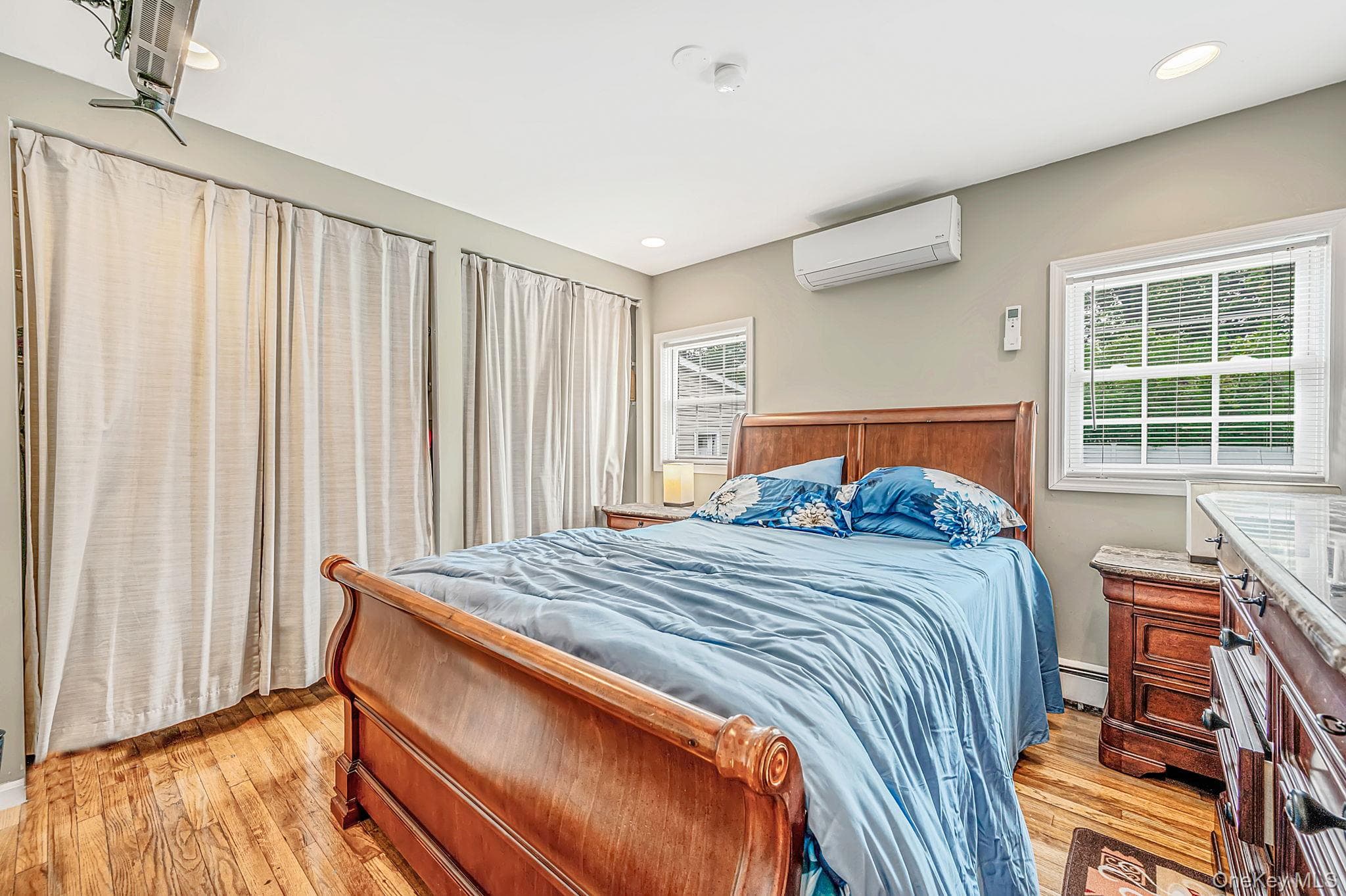 207 Laurelton Drive thumbnail 6