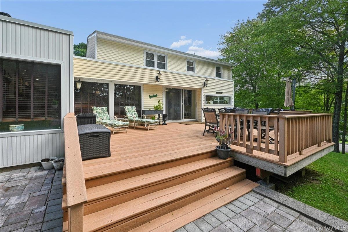 12 Berkshire Drive thumbnail 35