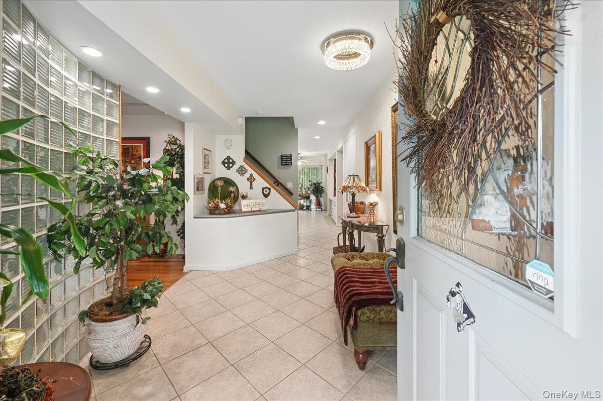 12 Berkshire Drive thumbnail 3