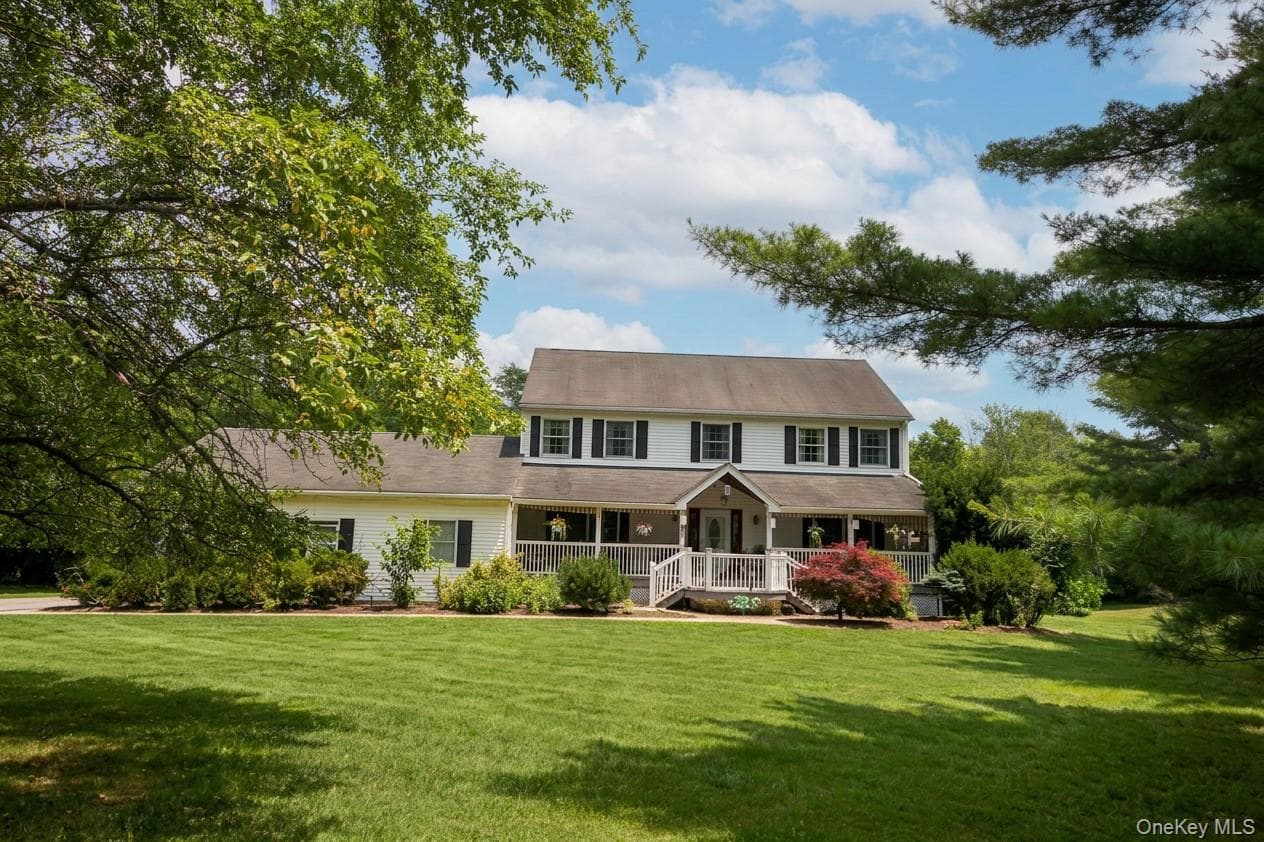 825 Peenpack Trail, Sparrowbush