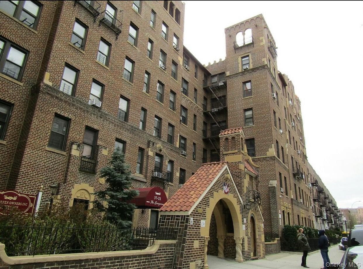 37-21 80th Street Unit: 1F, Jackson Heights
