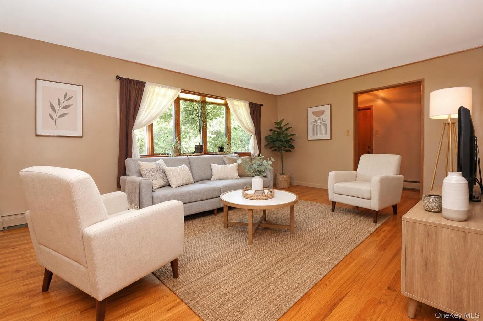 13 Edith Avenue thumbnail 3