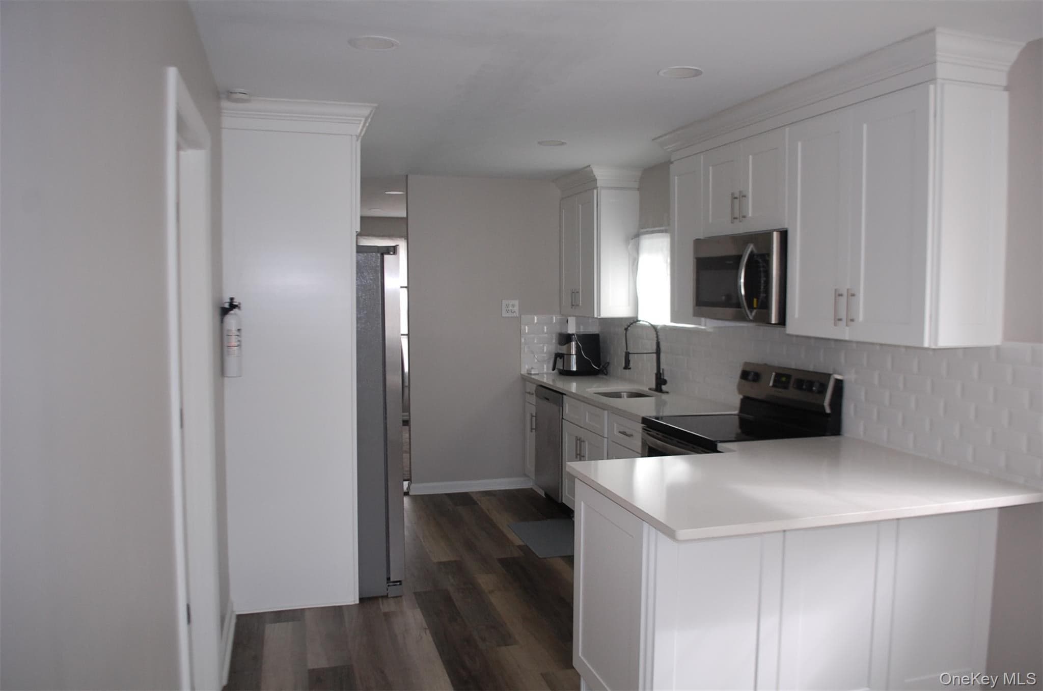 60 Huguenot Drive thumbnail 8