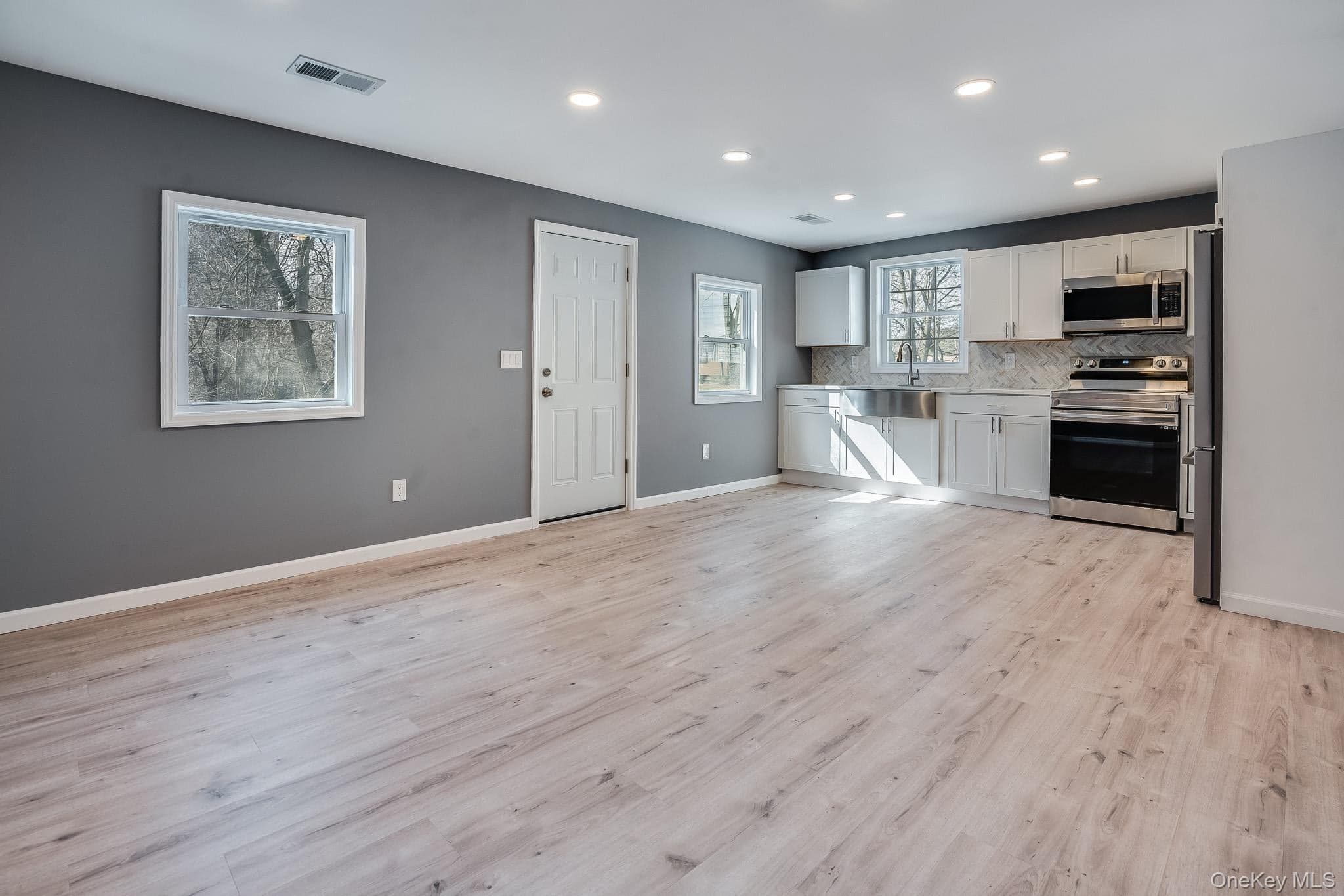 182 Mill Street thumbnail 20