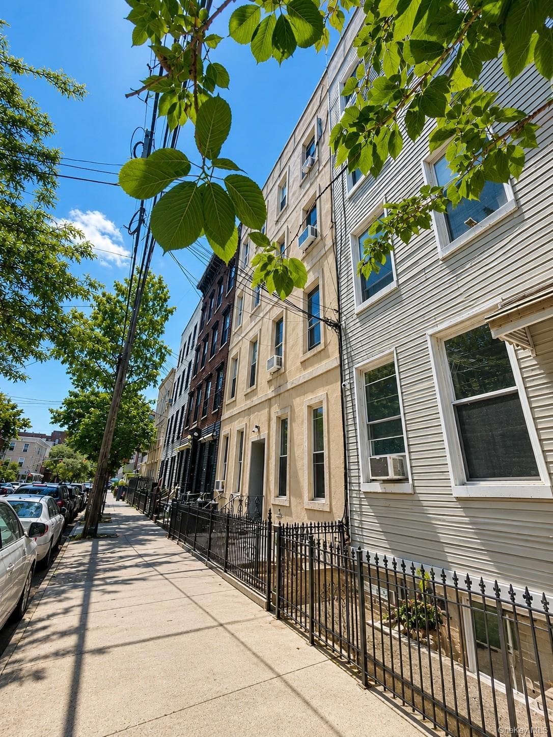 148 N 9th Street thumbnail 2