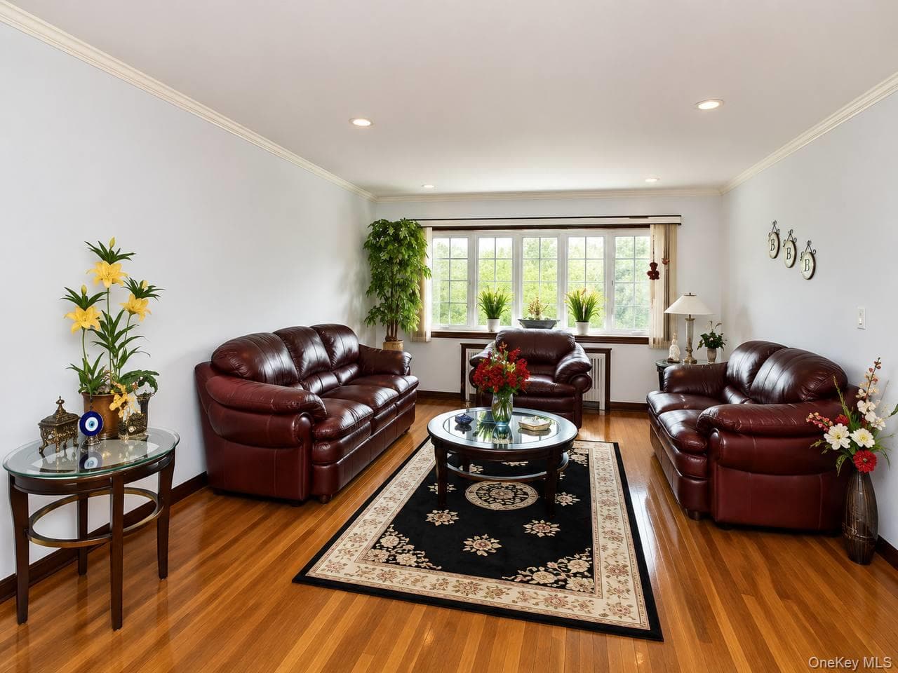 360 Terrace Avenue thumbnail 2