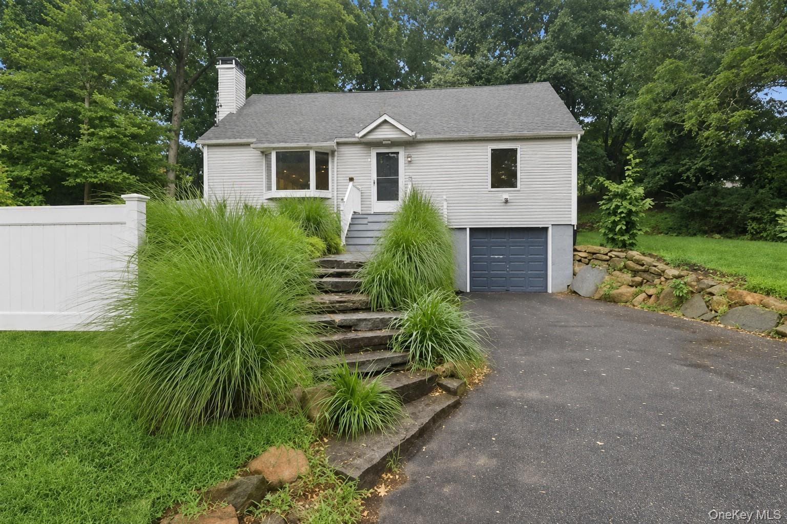 2639 N Wading River Road thumbnail 2