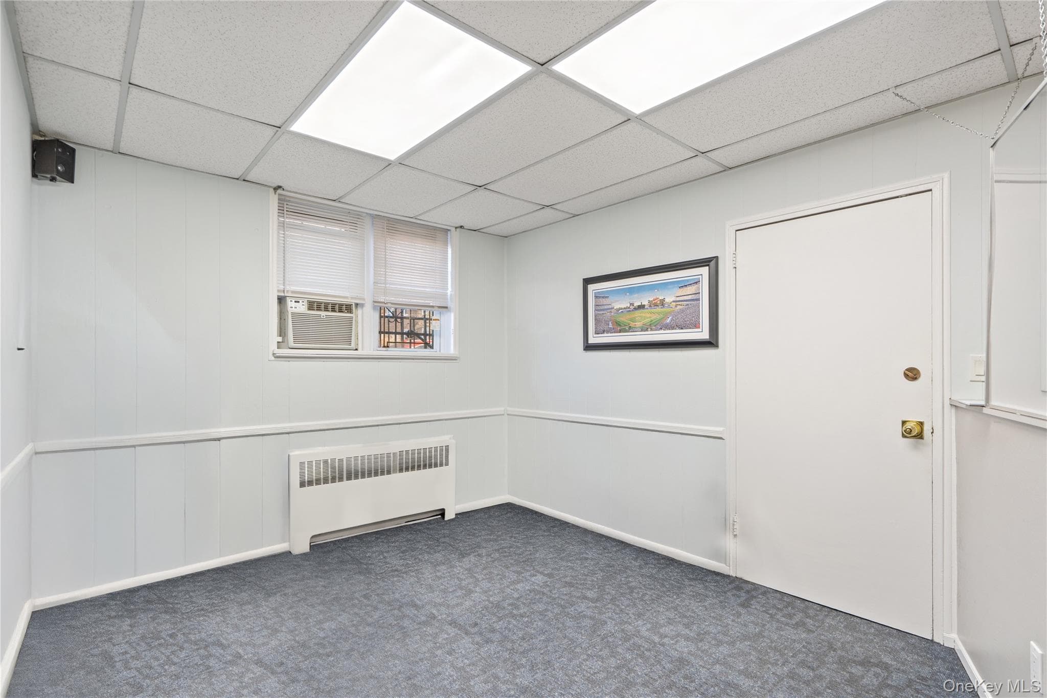 200 N Village Avenue Unit: 100 thumbnail 7