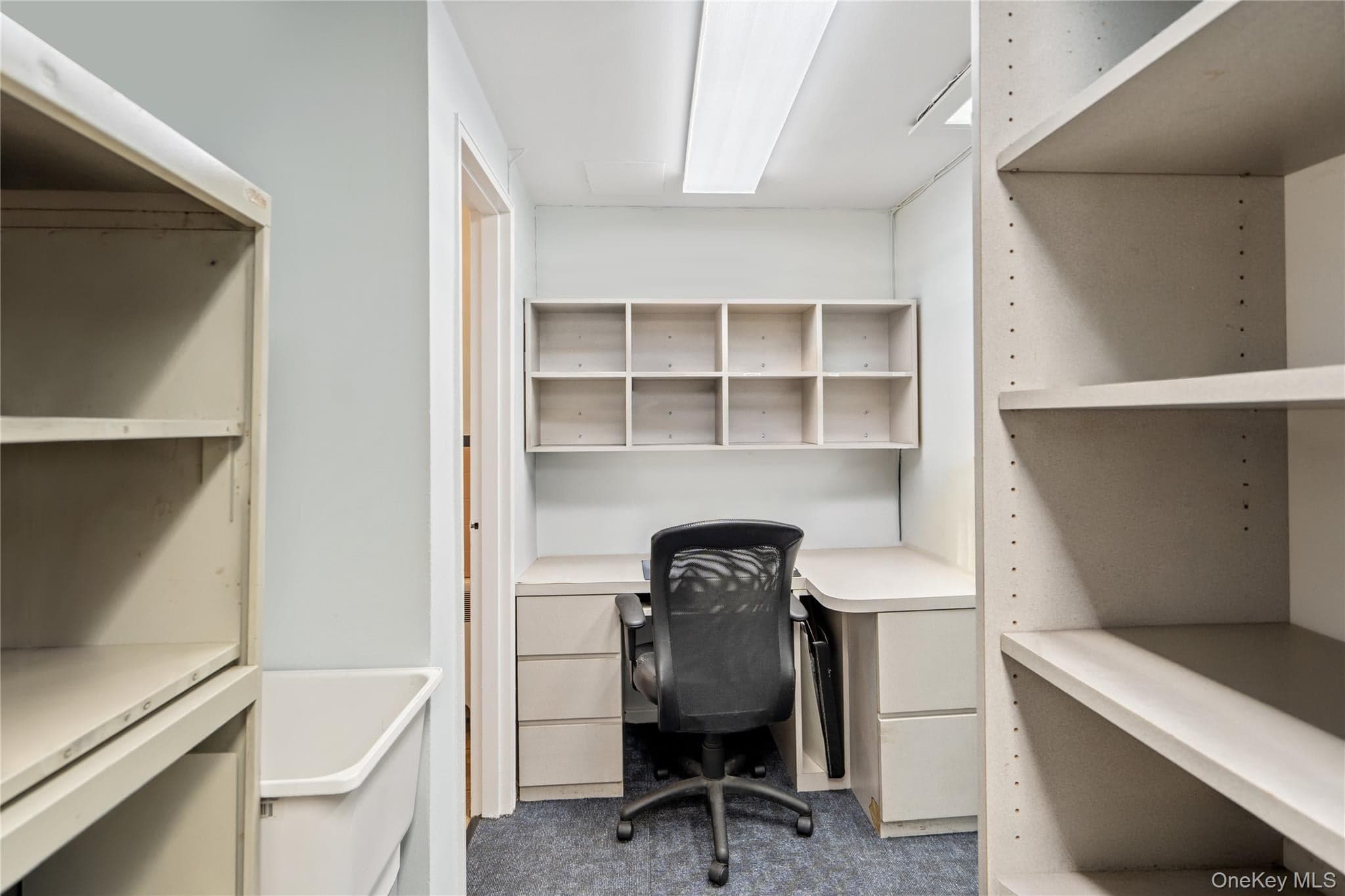200 N Village Avenue Unit: 100 thumbnail 13