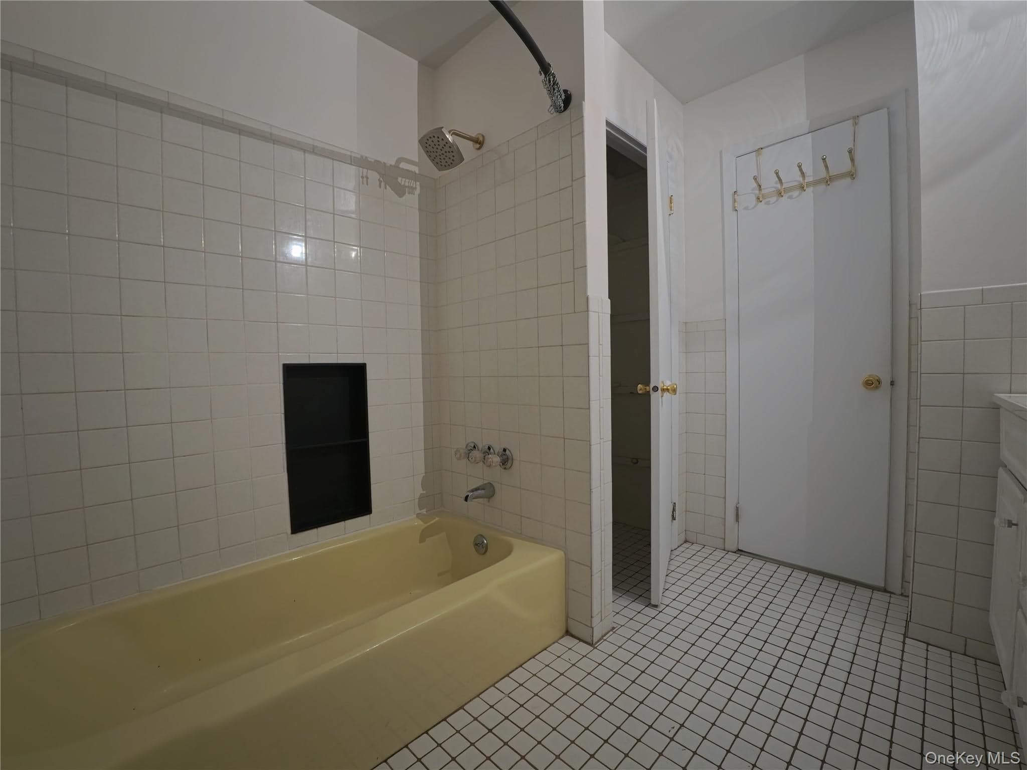 6 Dove Court Unit: M thumbnail 10