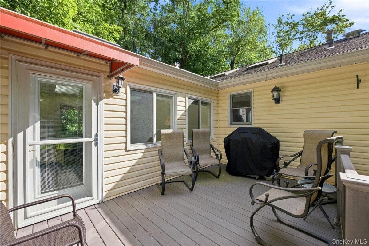 20 Lancaster Lane thumbnail 15