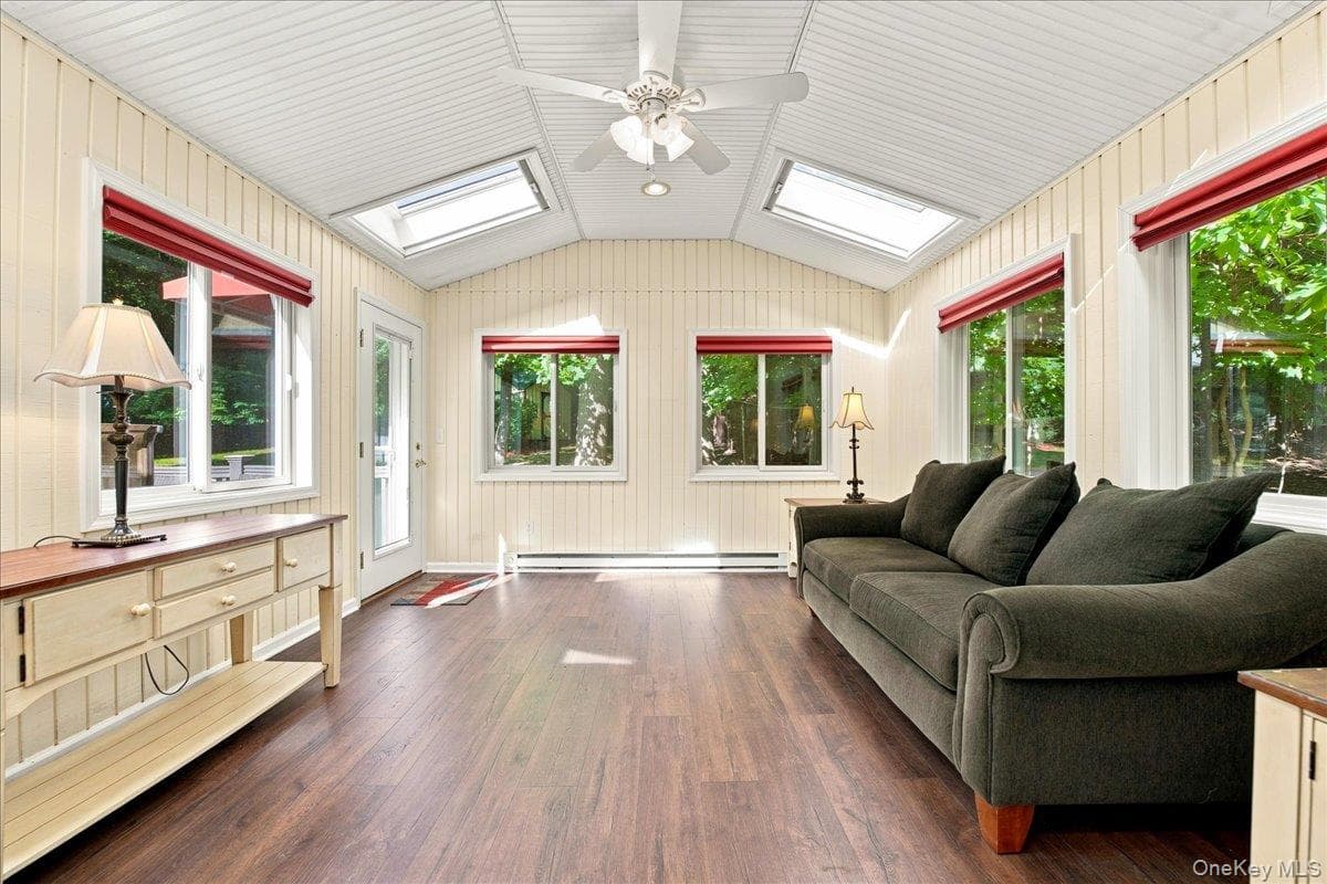 20 Lancaster Lane thumbnail 8