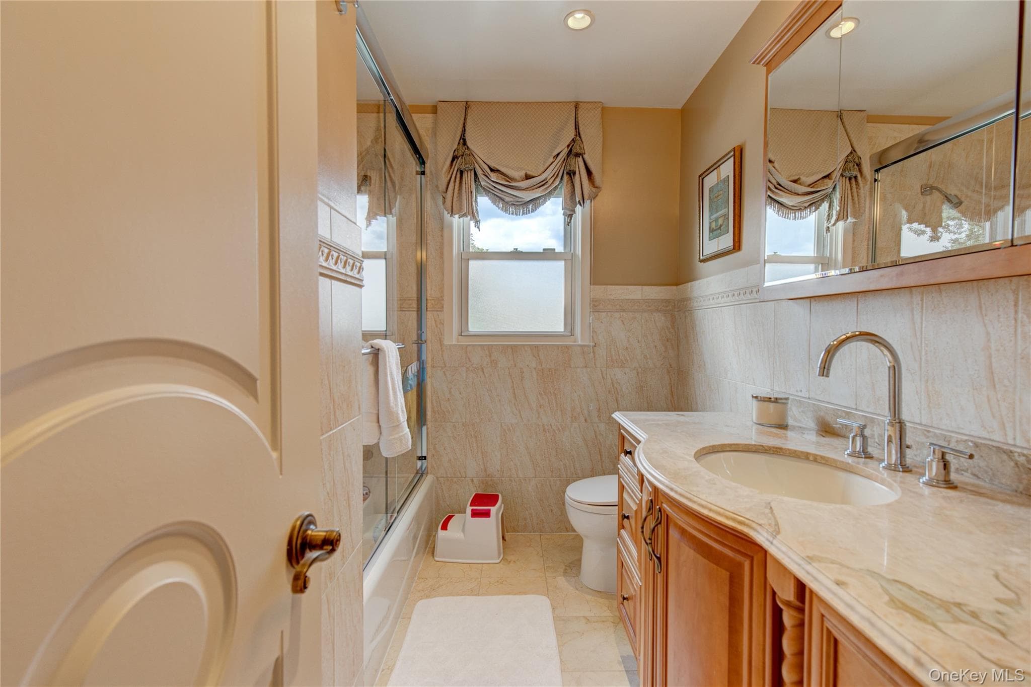 5703 Cloverdale Boulevard thumbnail 11
