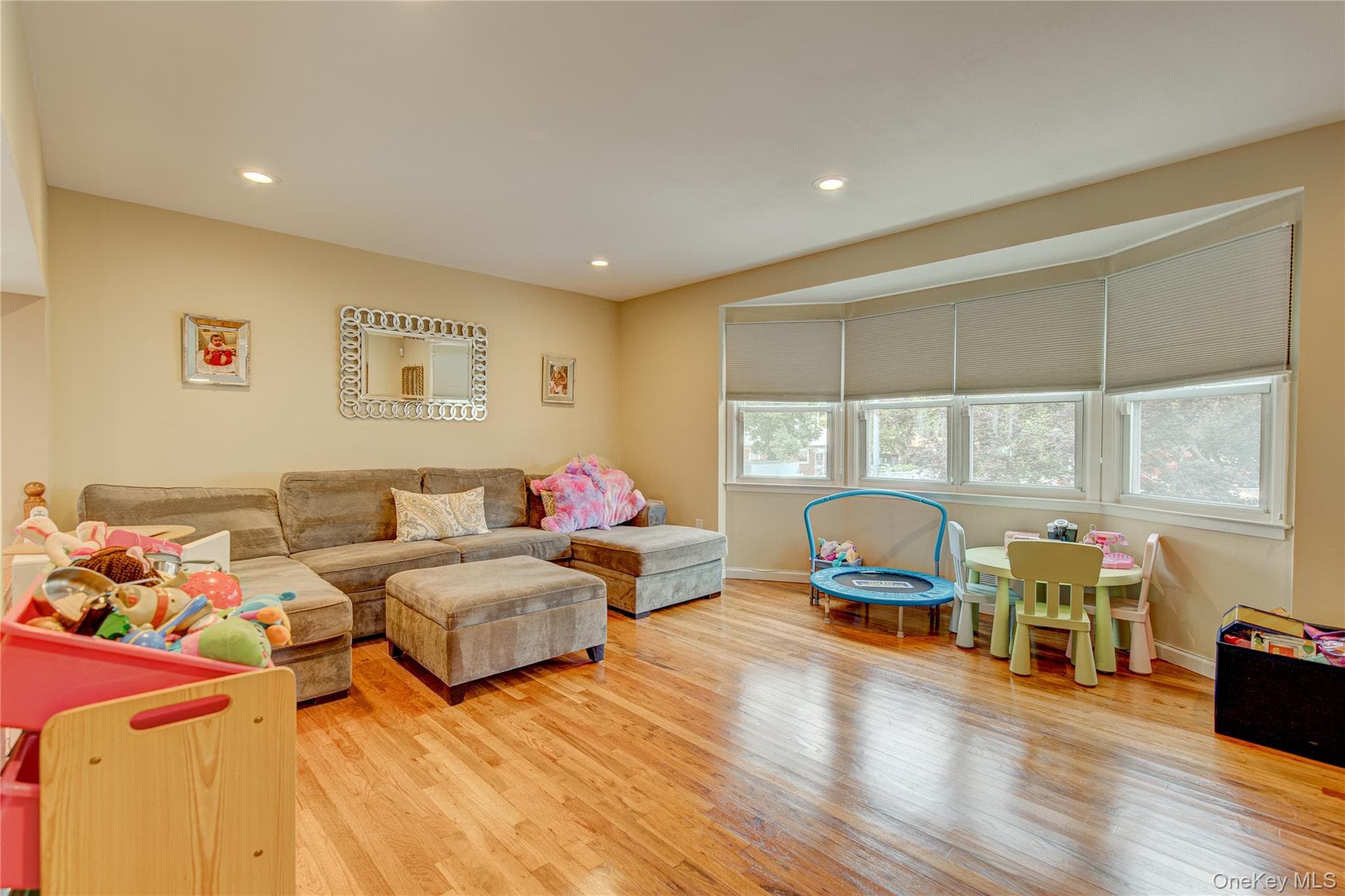 5703 Cloverdale Boulevard thumbnail 7