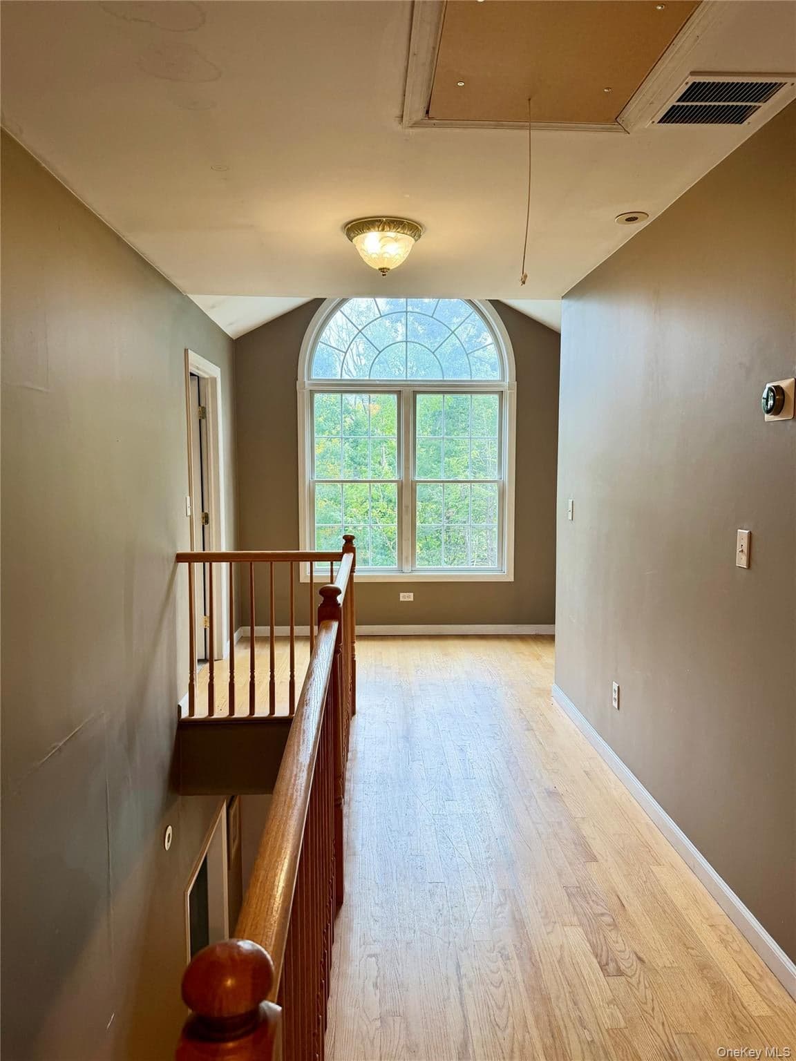 30 Ryerson Road thumbnail 18