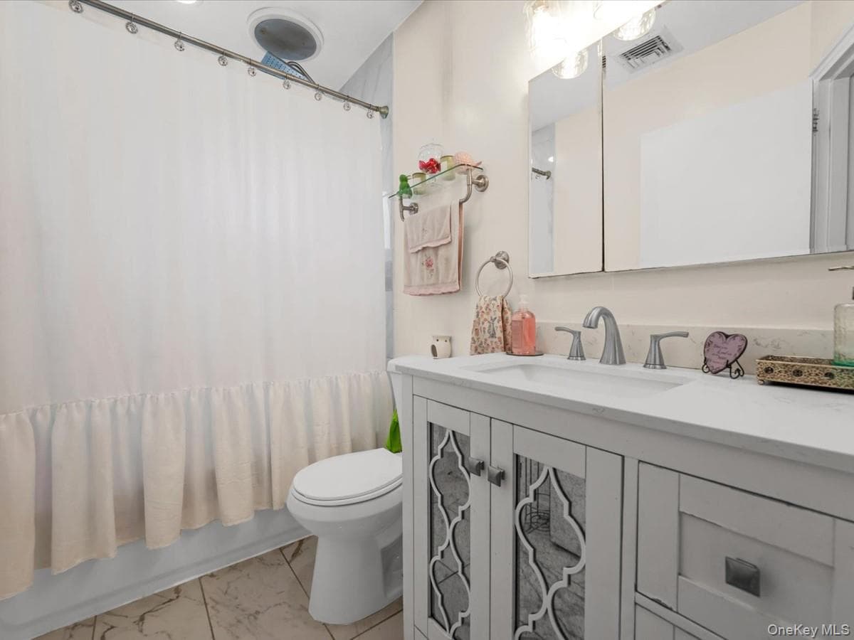 208 N 3rd Street thumbnail 11