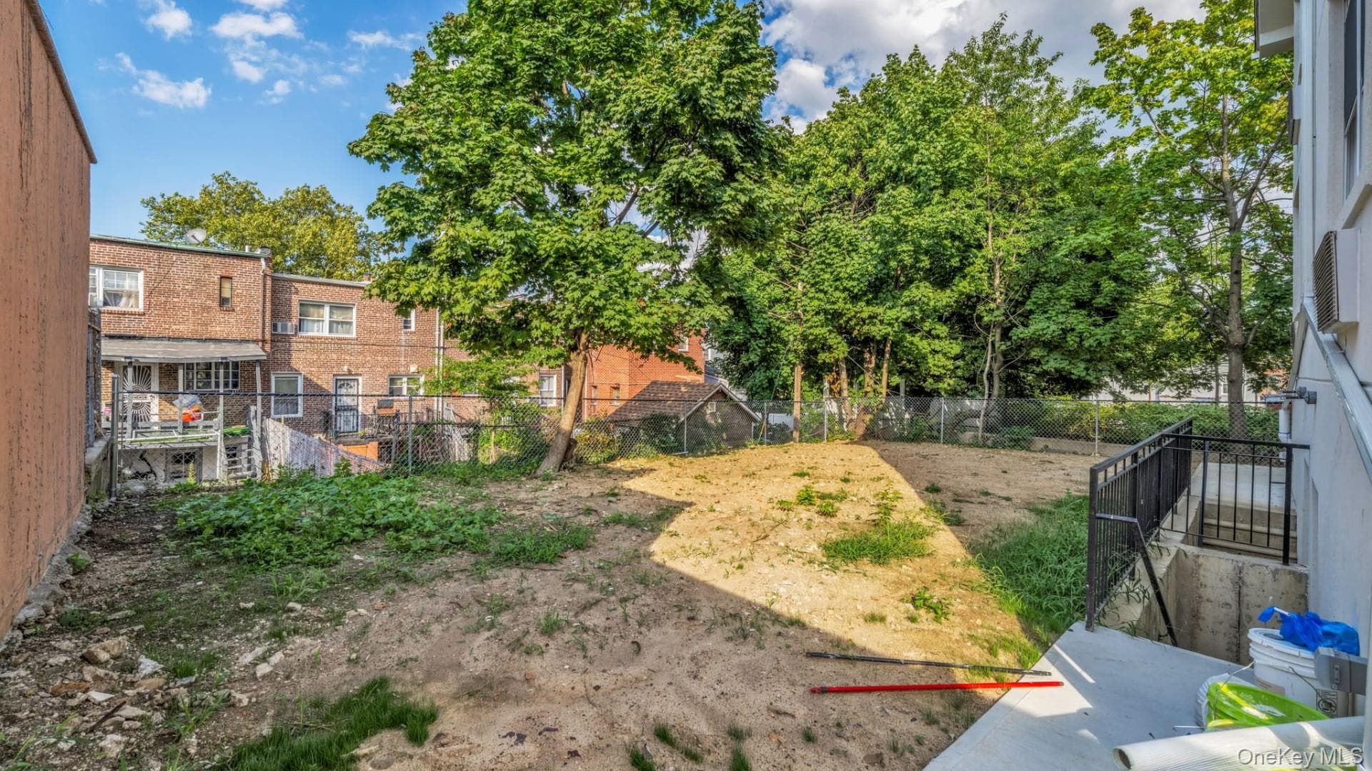 957 E 229th Street thumbnail 40