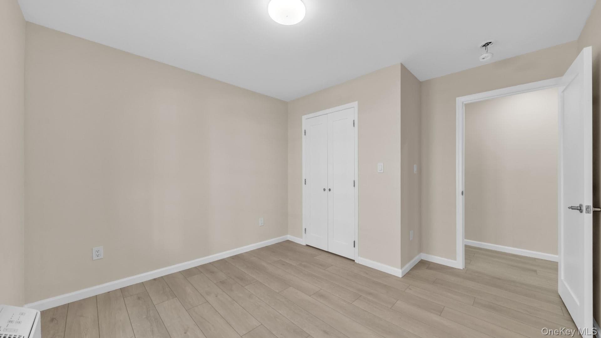 957 E 229th Street thumbnail 27