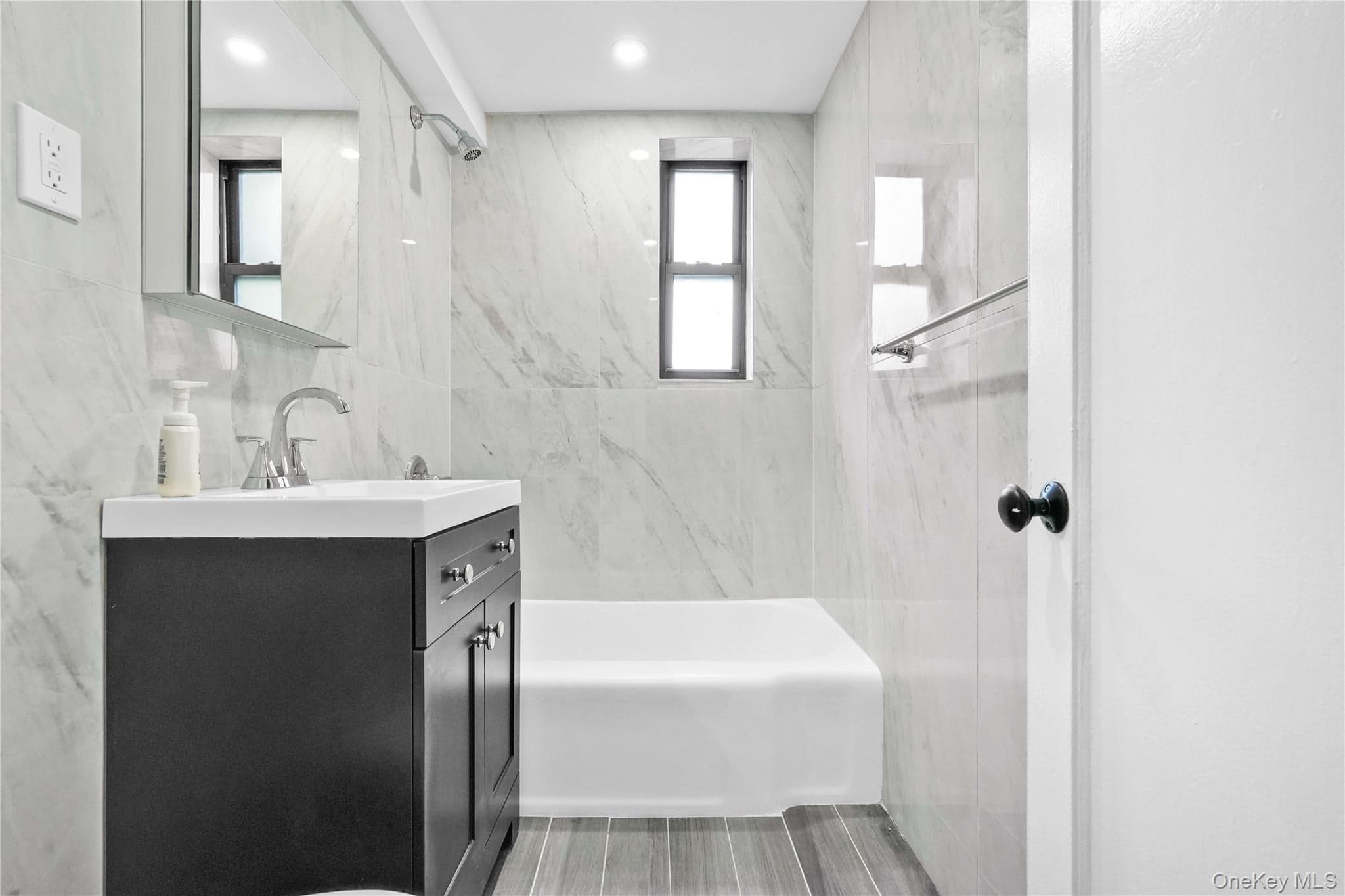170-06 Crocheron Avenue Unit: 2E thumbnail 13