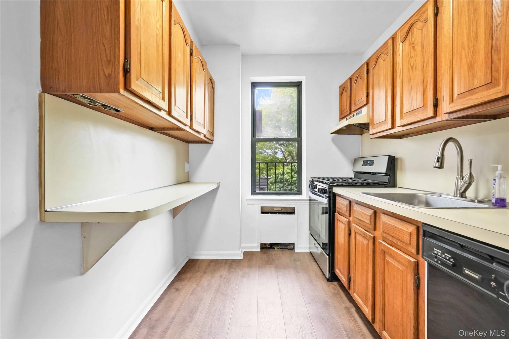 170-06 Crocheron Avenue Unit: 2E thumbnail 9