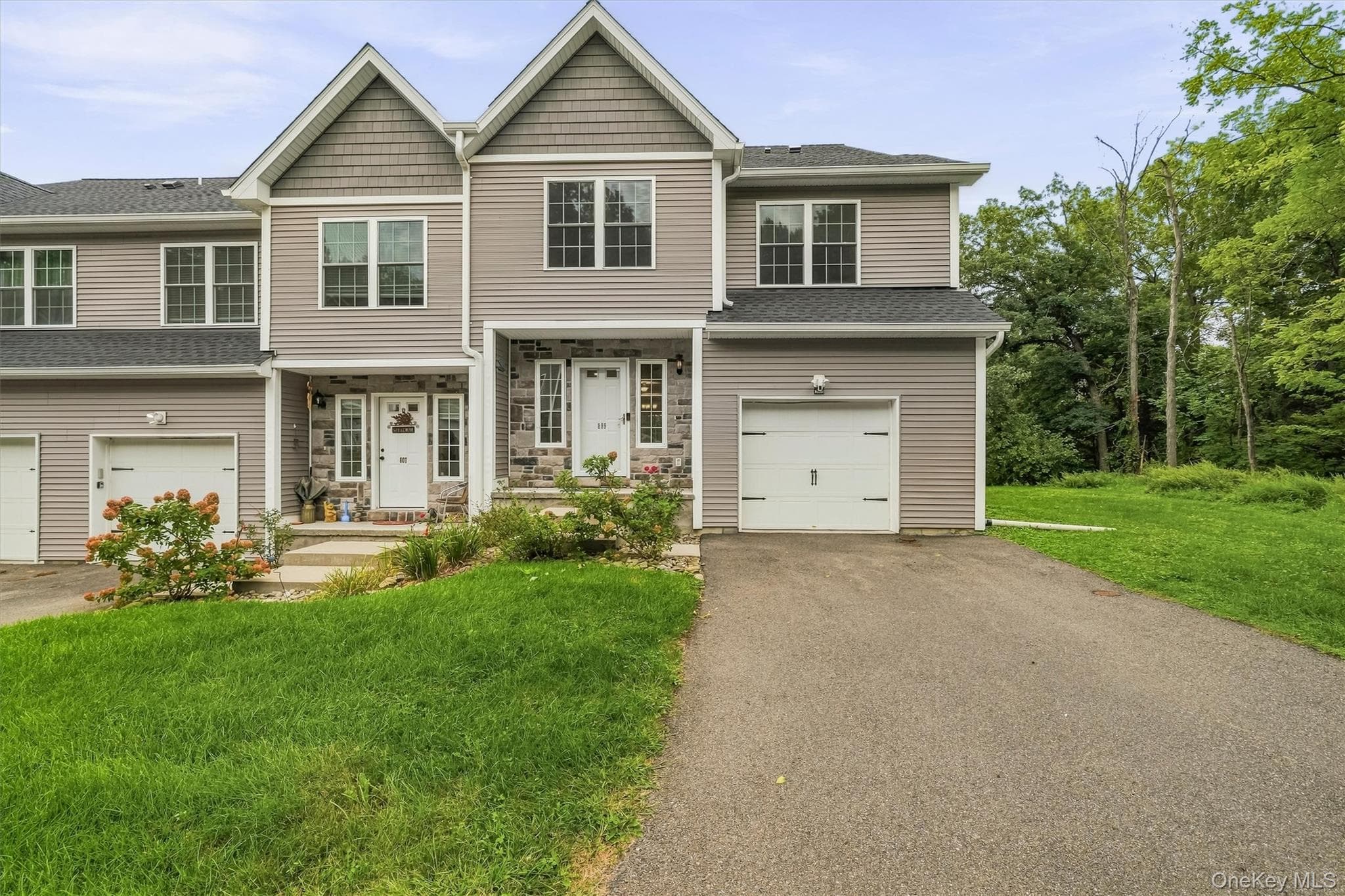 809 Fairway Court, New Windsor