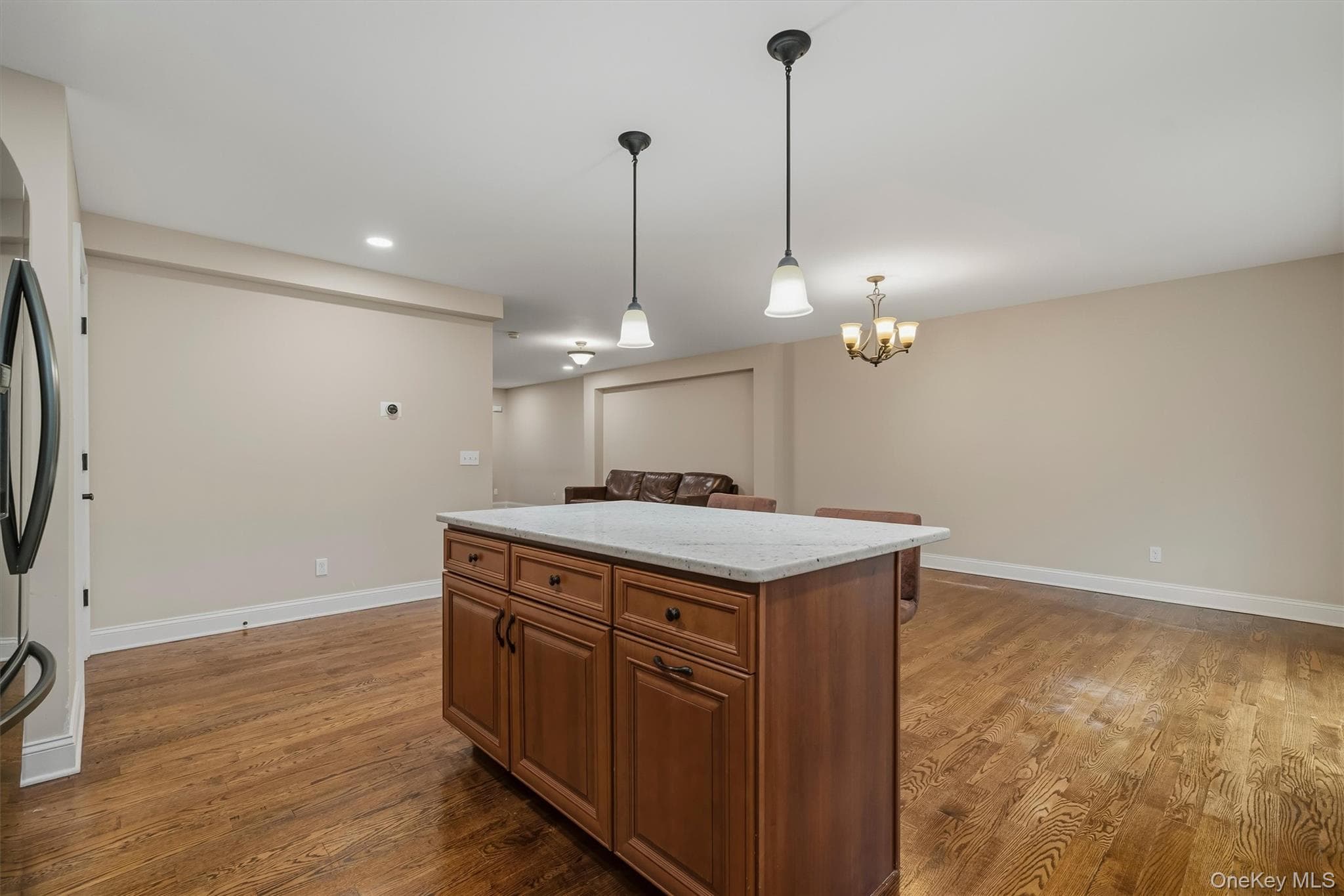 809 Fairway Court thumbnail 15