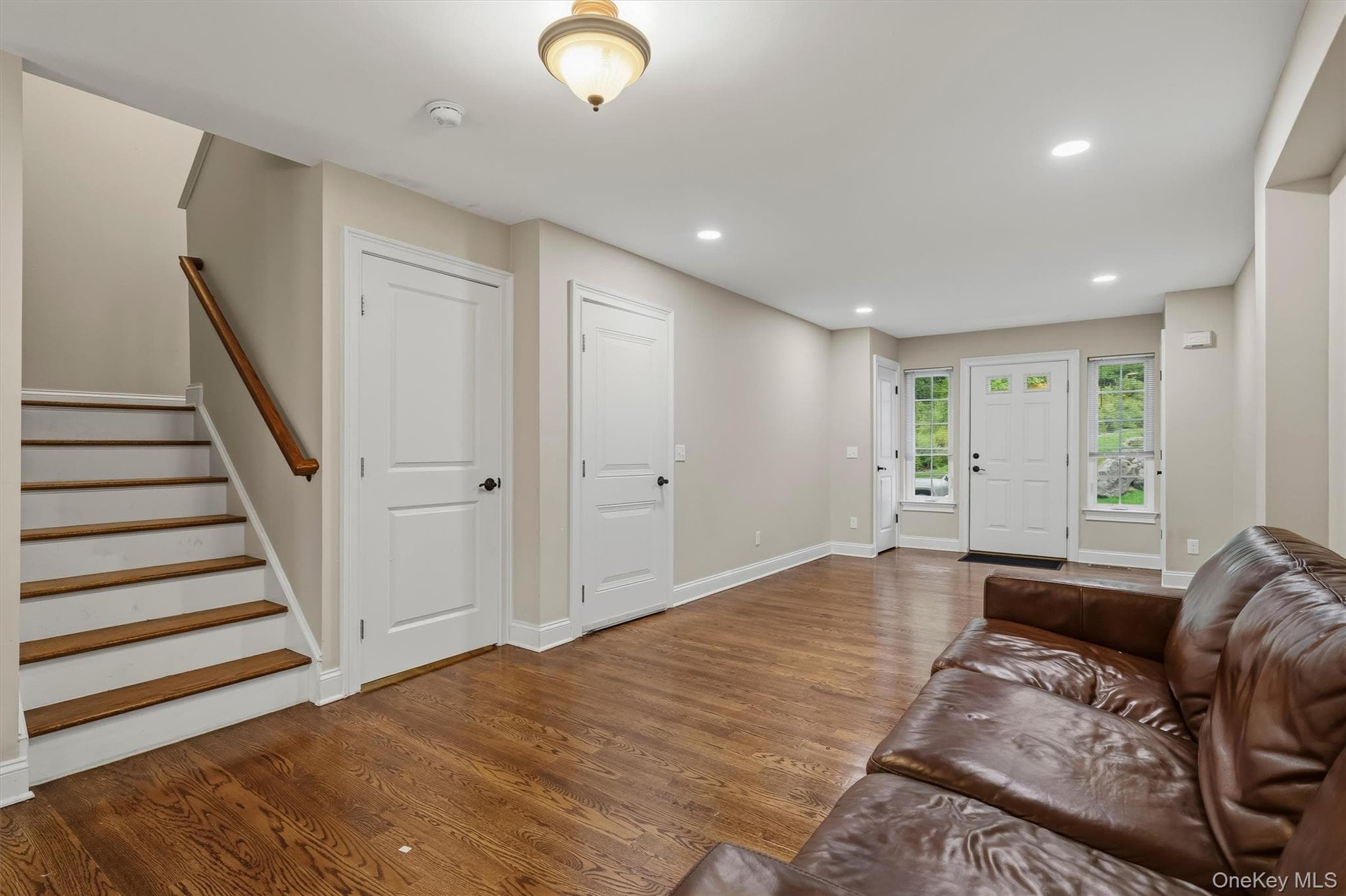 809 Fairway Court thumbnail 8