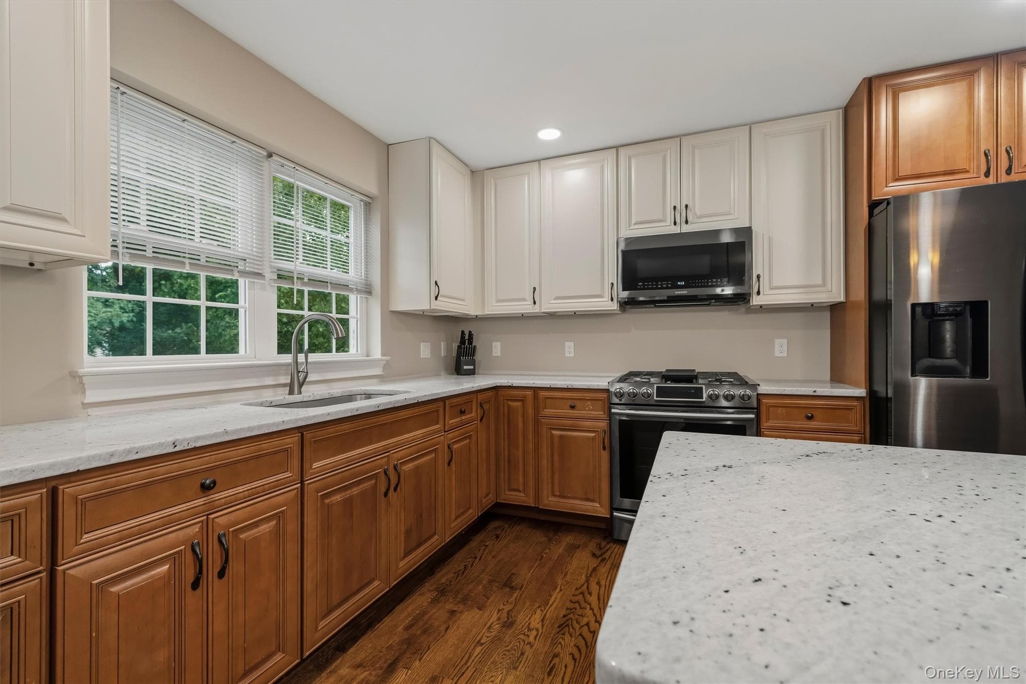 809 Fairway Court thumbnail 14