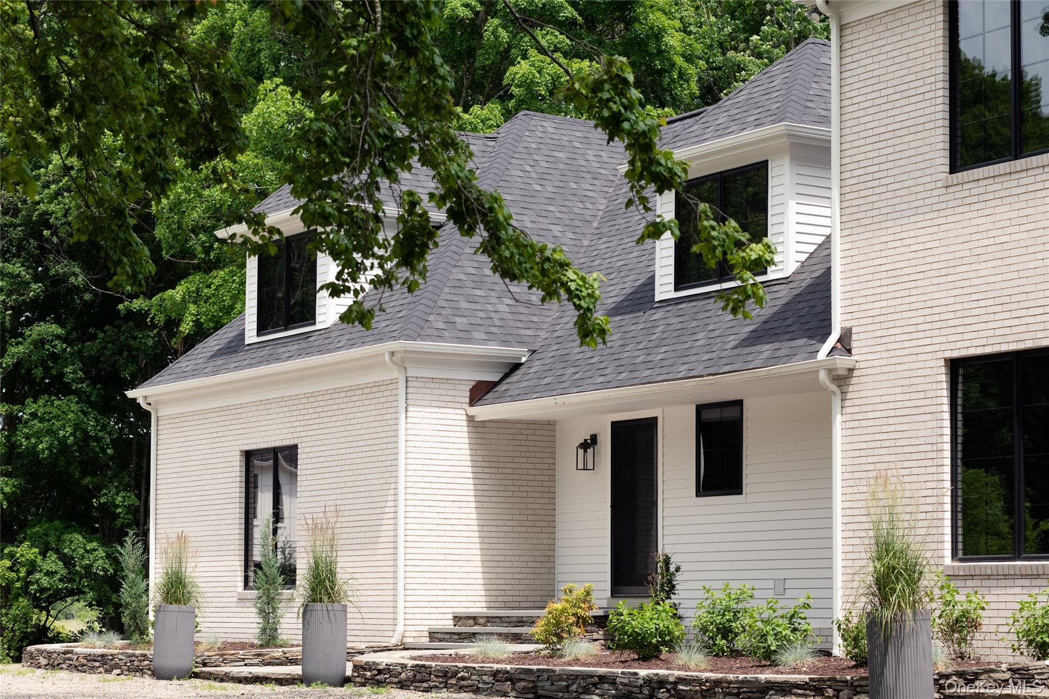 296-302 Stanford Road thumbnail 9