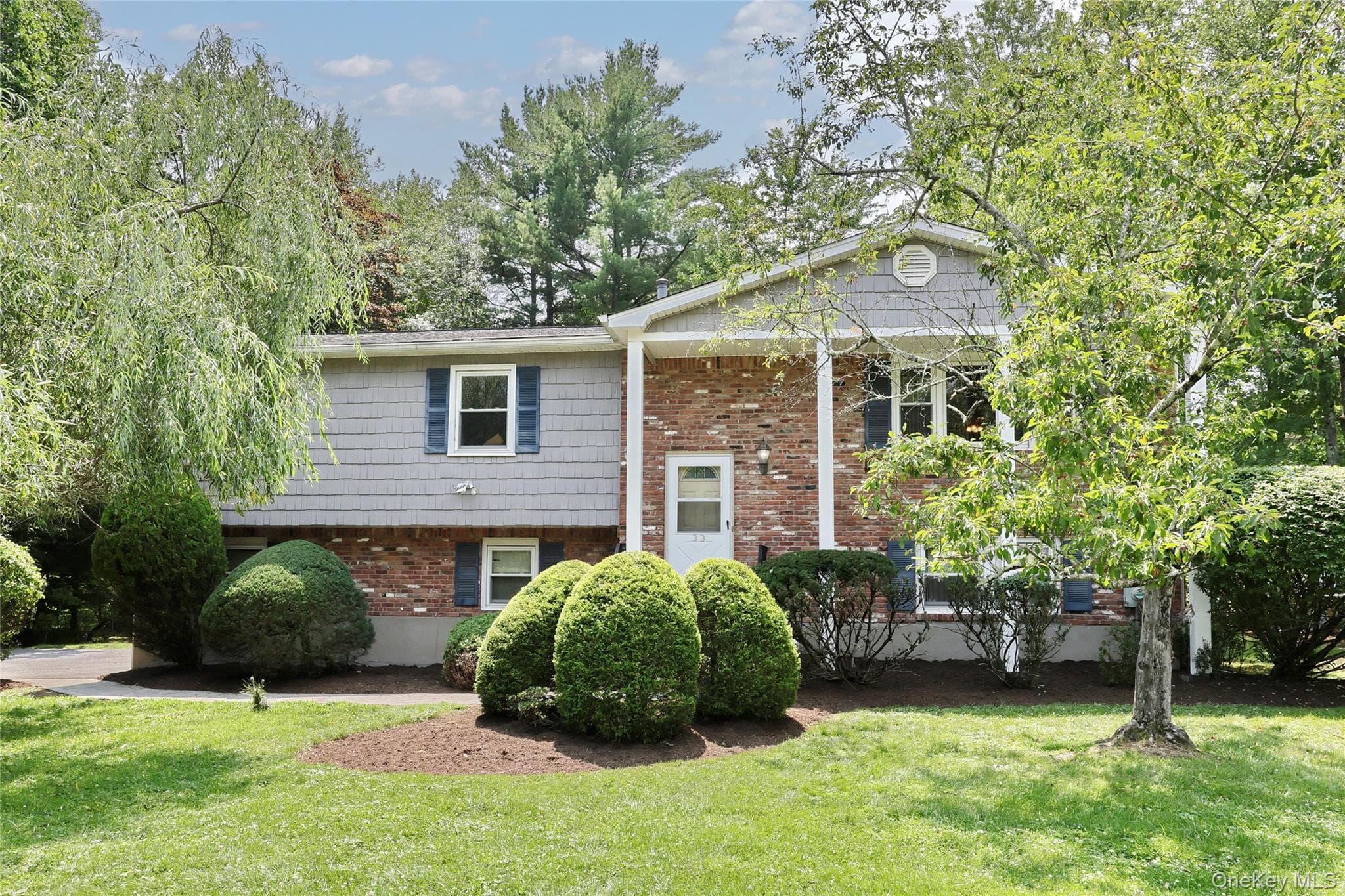 33 Tor View Avenue, New City
