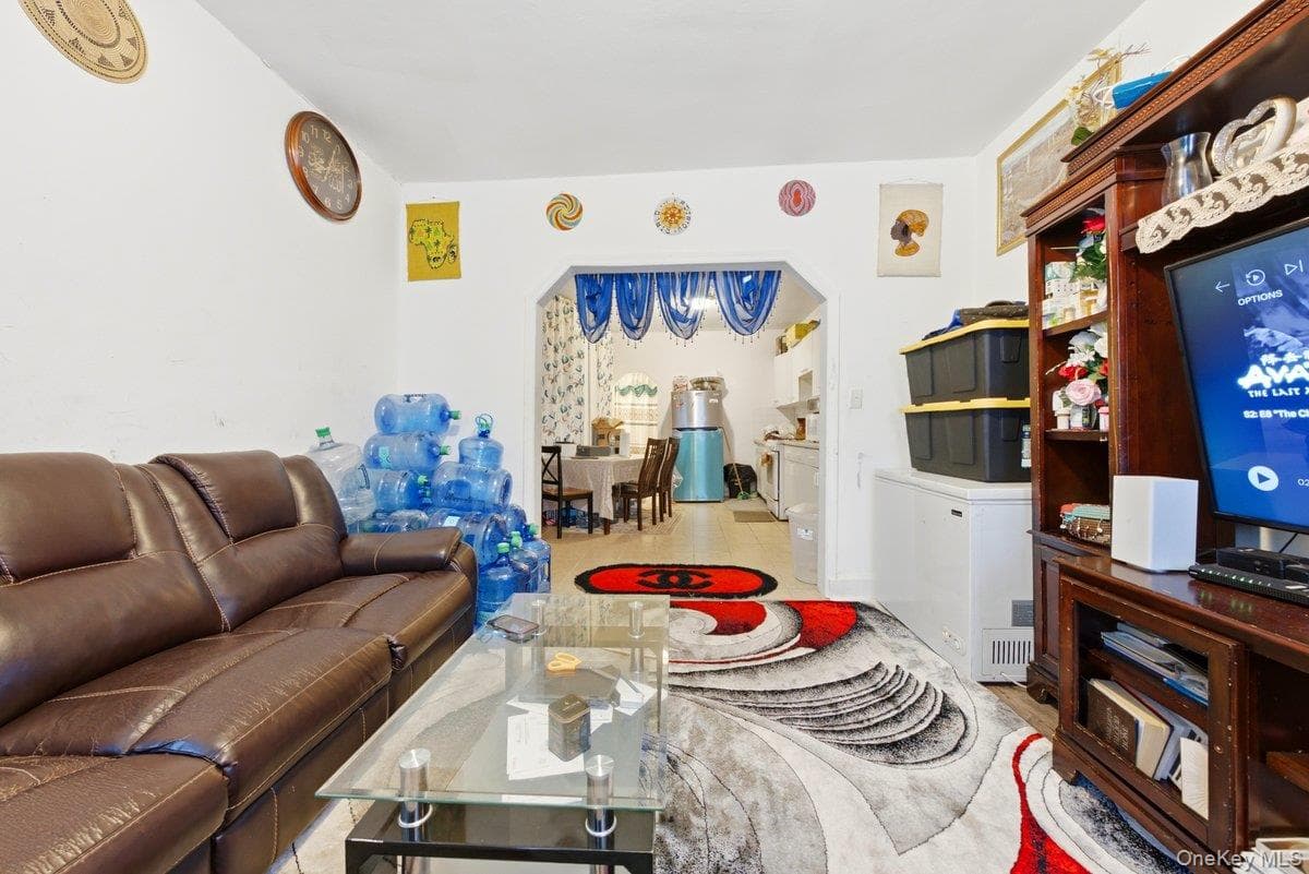 3159 Villa Avenue thumbnail 3