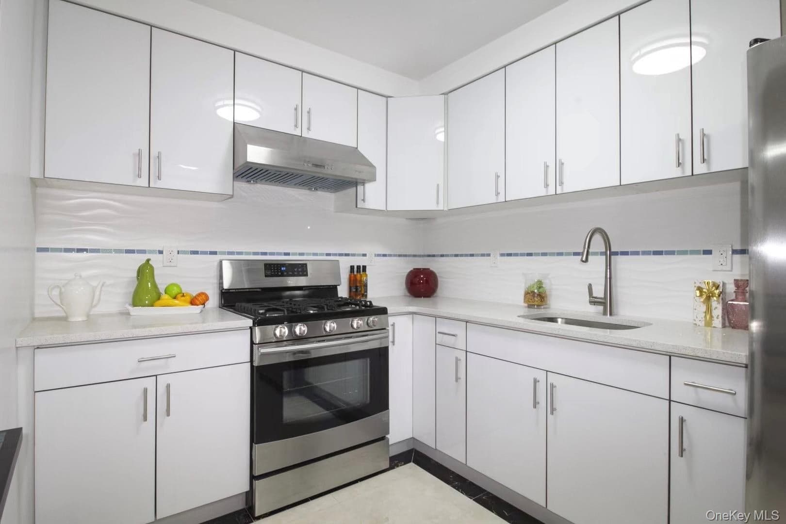 108-38 41st Ave Ave Unit: 2B thumbnail 7