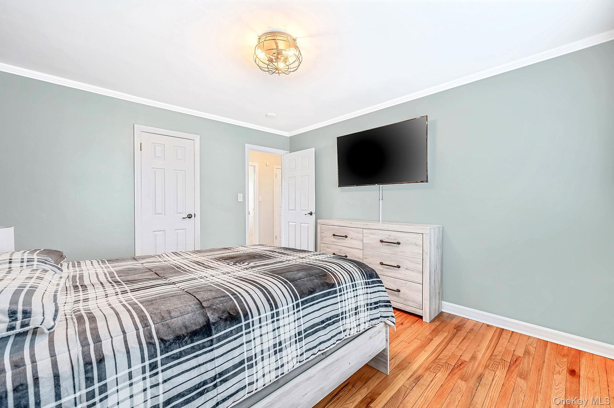 13 Maple Drive thumbnail 15