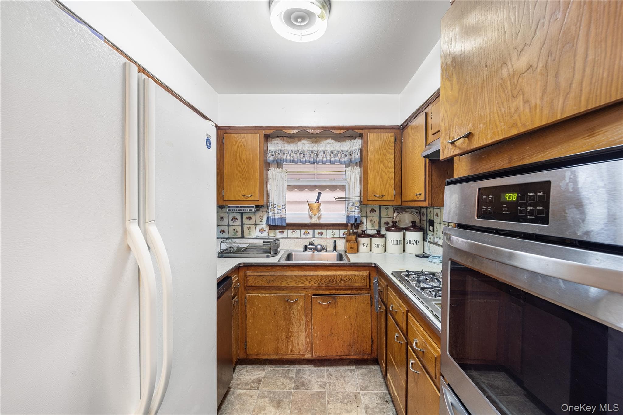 4045 A Wilder Avenue thumbnail 9