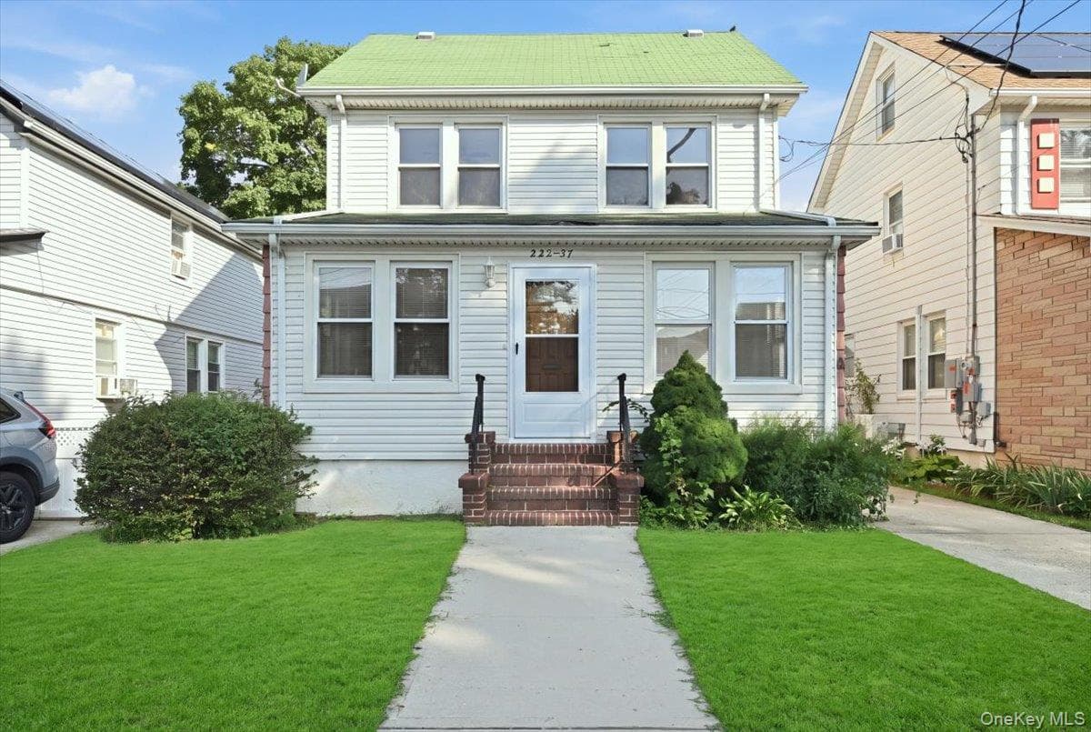 22237 Edmore Avenue, Queens Village