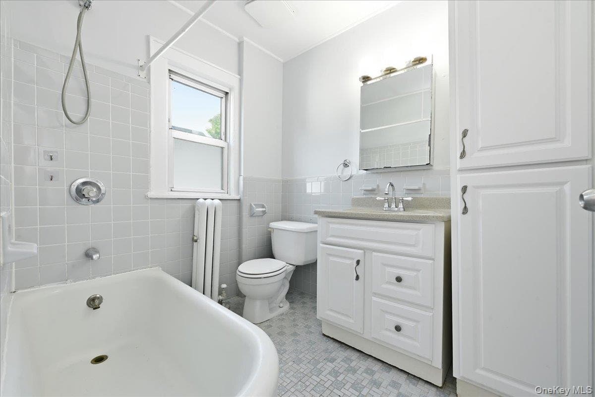 22237 Edmore Avenue thumbnail 19
