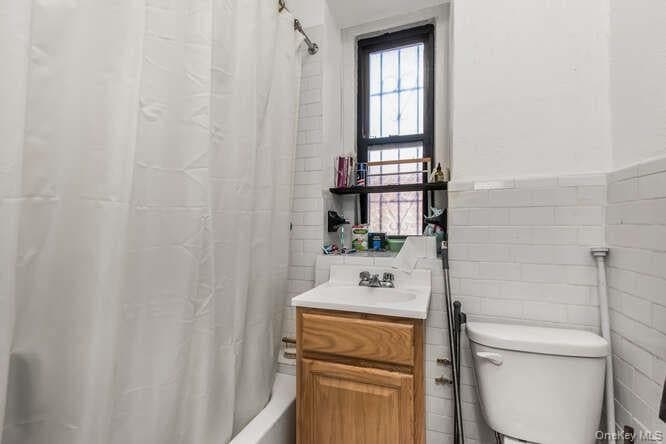 3230 Cruger Avenue Unit: 1F thumbnail 8