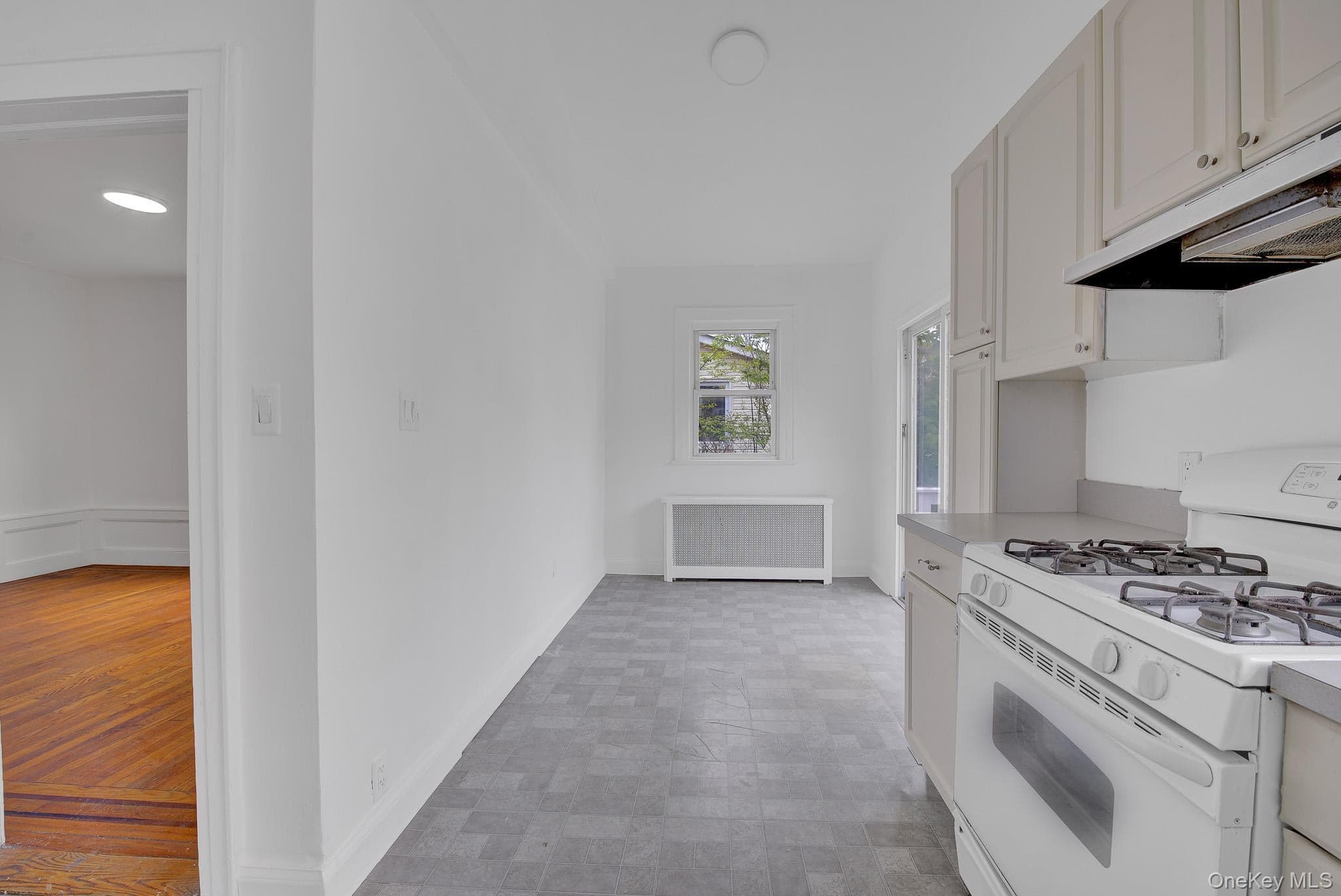 234 Sycamore Street thumbnail 9