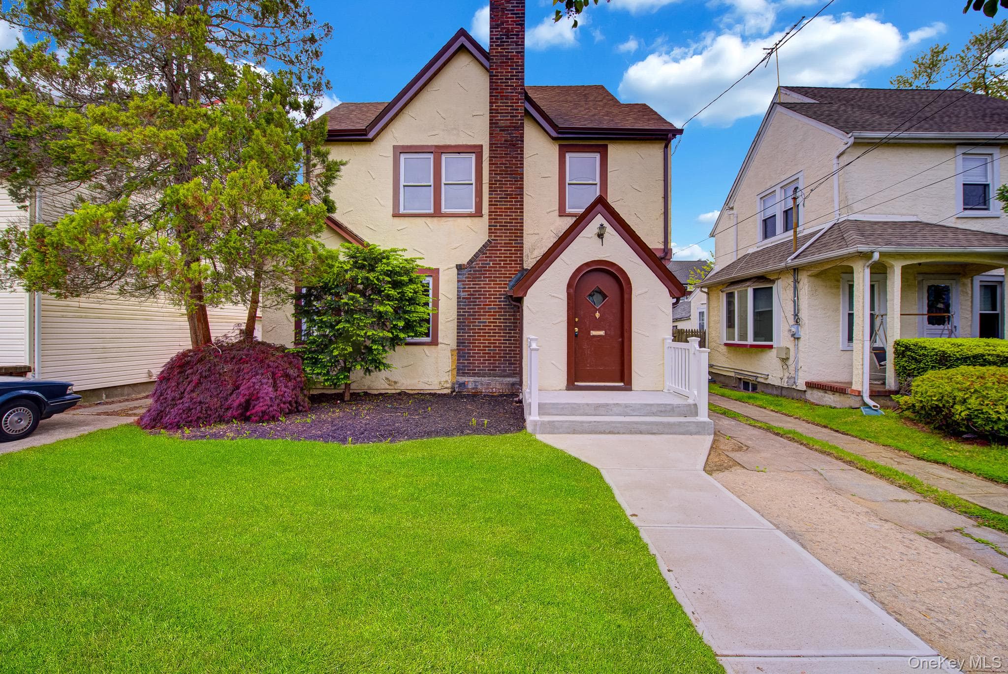 234 Sycamore Street photo 1