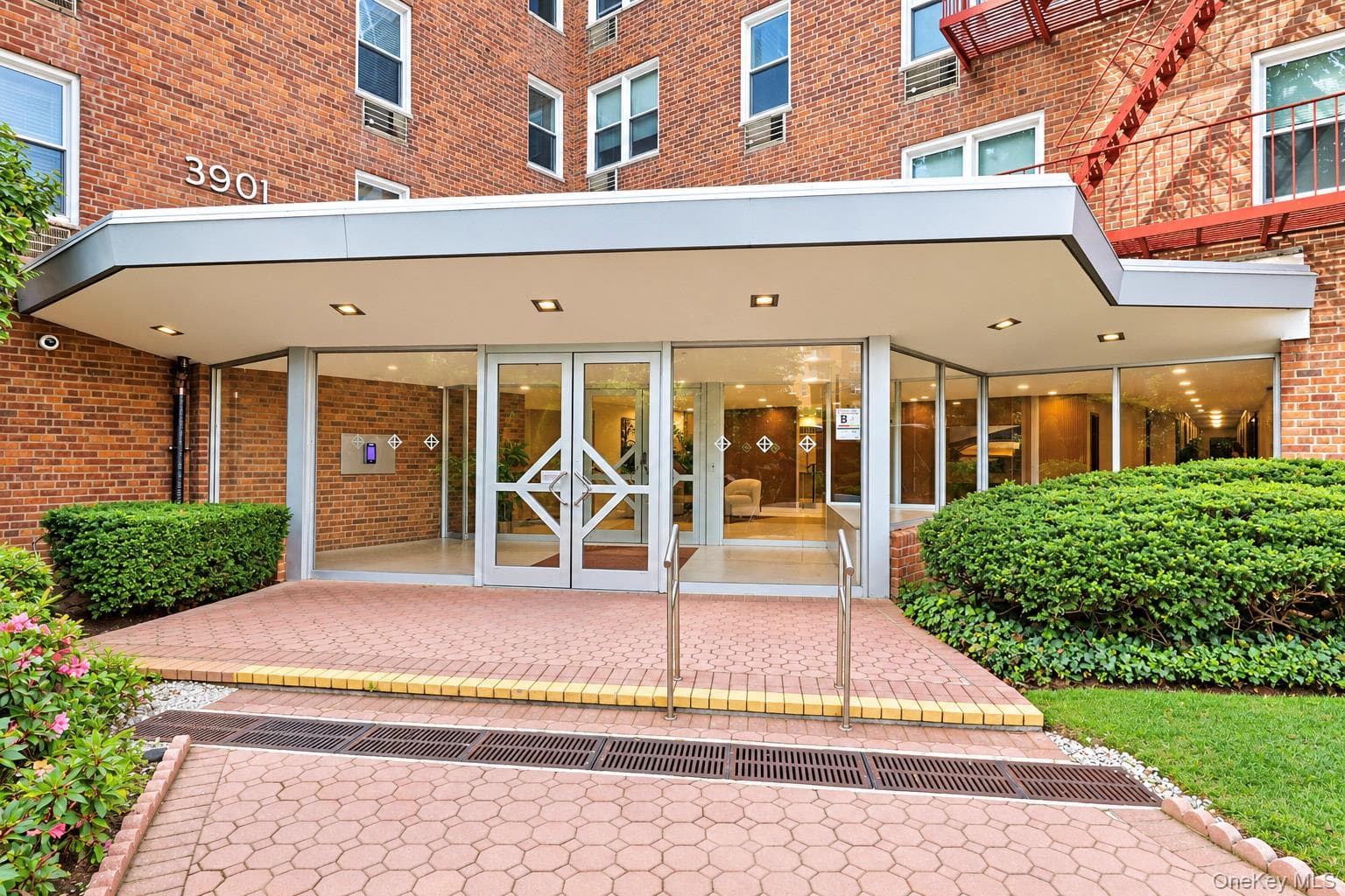 3901 Independence Avenue Unit: 4F thumbnail 21