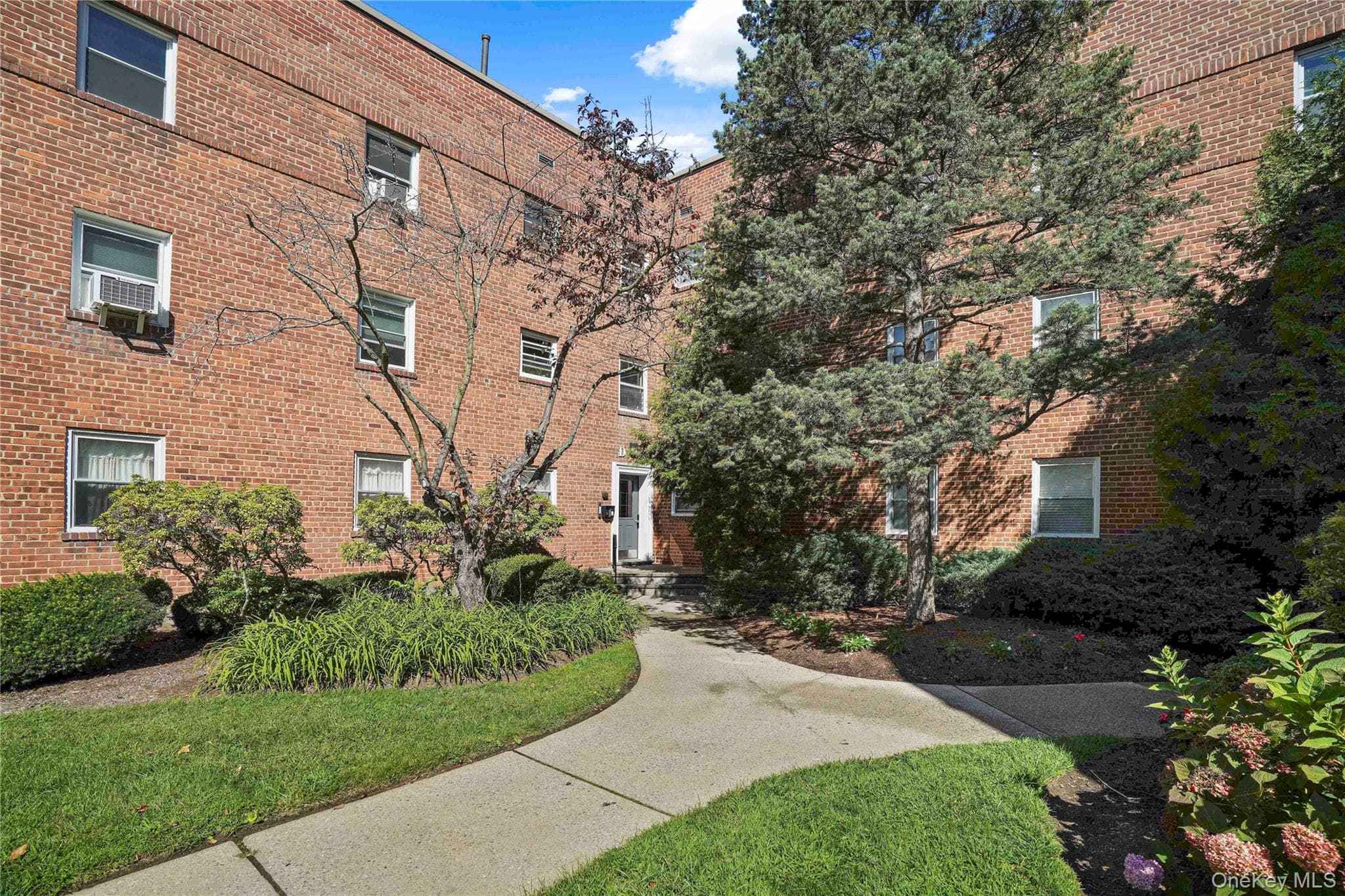 330 S Broadway Unit: D11 thumbnail 18