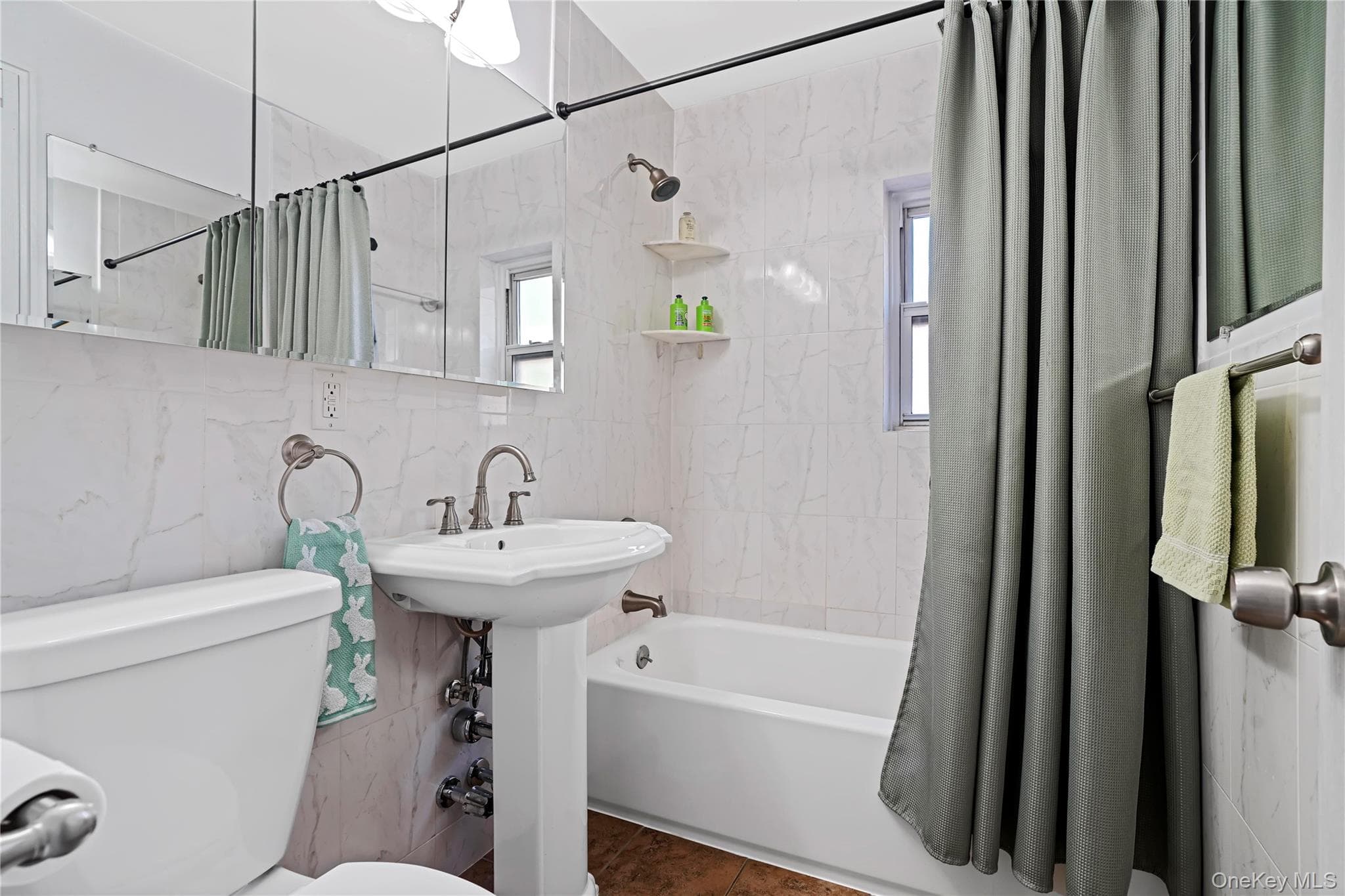 330 S Broadway Unit: D11 thumbnail 16