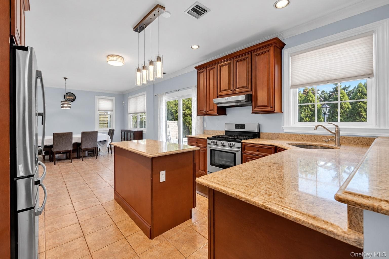 184 Cranberry Court thumbnail 6