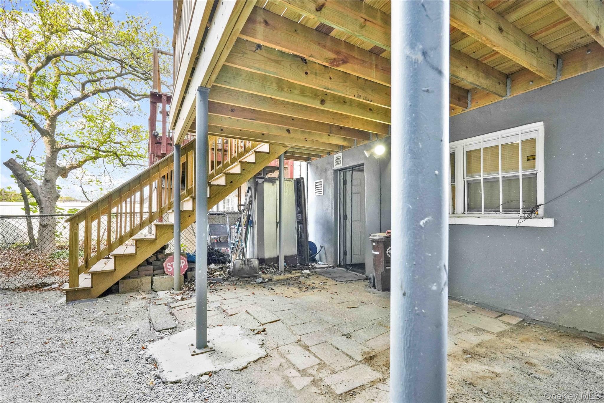 2723 Colden Avenue thumbnail 26