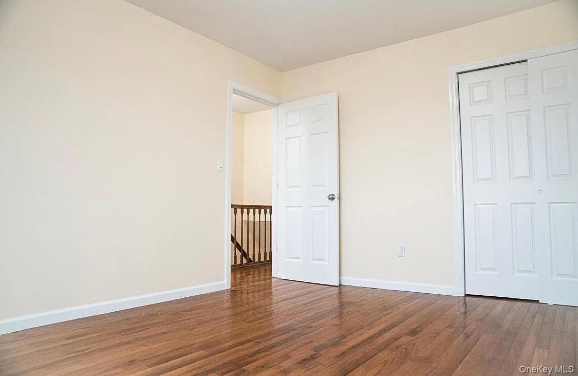 2723 Colden Avenue thumbnail 15