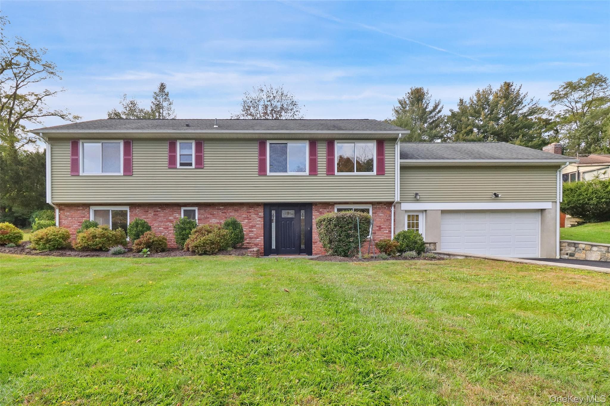 25 Hill Street, Mahopac